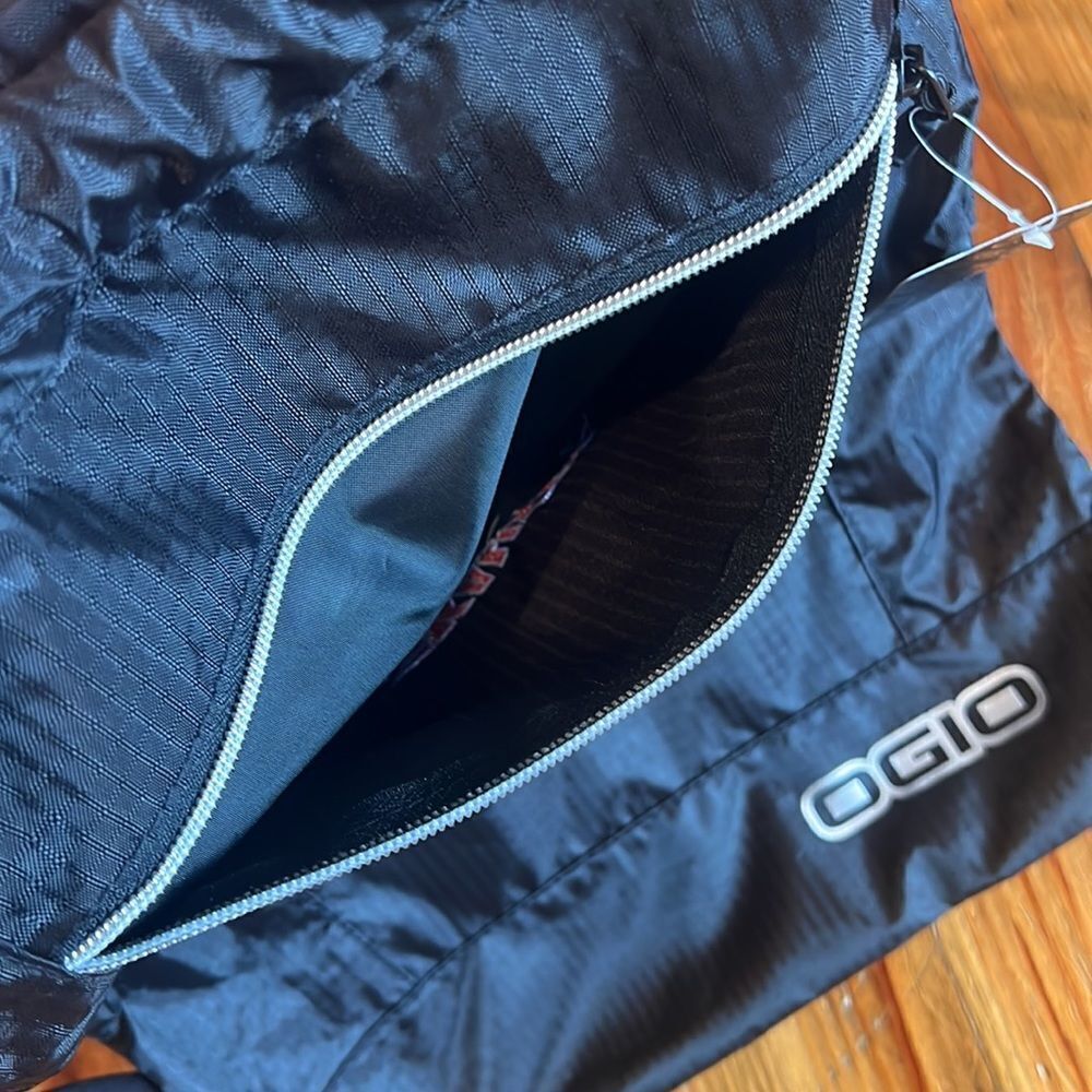 OGIO Drawstring Bag - Picture 4 of 10